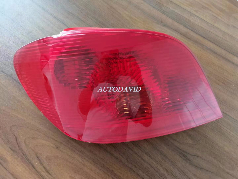 TAIL LAMP II PEUGEOT 307 T53 2005 OEM:LH 6350P3/6350P3 RH 6351P3/6351P4 DVD12-0302