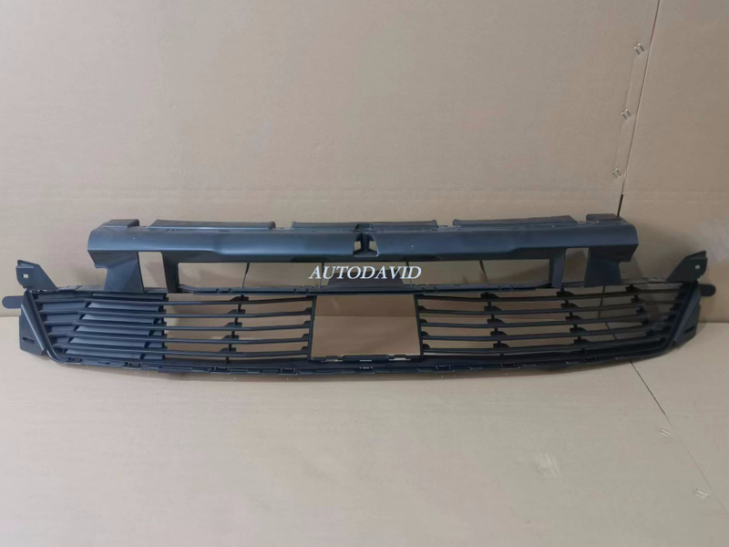 FRONT GRILLE LOWER PEUGEOT 3008 2019 OEM:YL017811XT DVD66-0701-07