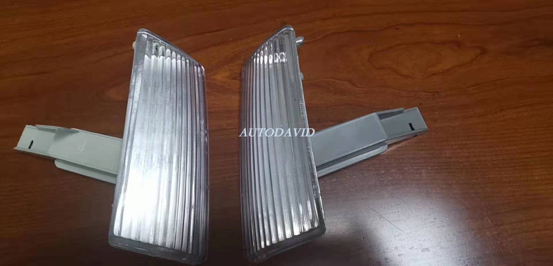 SIDE LAMP RENAULT TRAFIC MK1 1987 OEM：7700793306 DVD6304-0401