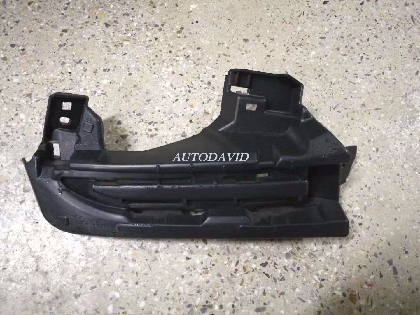 DAYING LIGHT SUPPORT PEUGEOT 301 M33R 2017 OEM：LH 9817604980/RH 9817604880 DVD34-0701-05