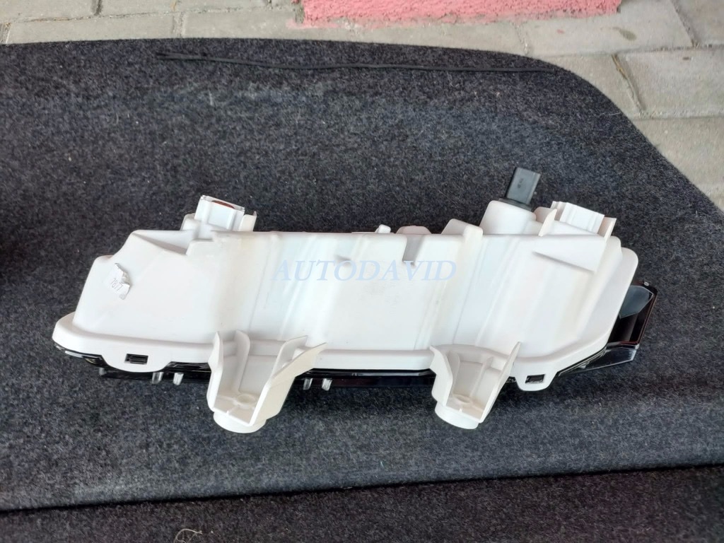 DAYING TIME LIGHT PEUGEOT 208 2019 OEM: LH 9824241280/RH 9824241480 DVD56-0401 