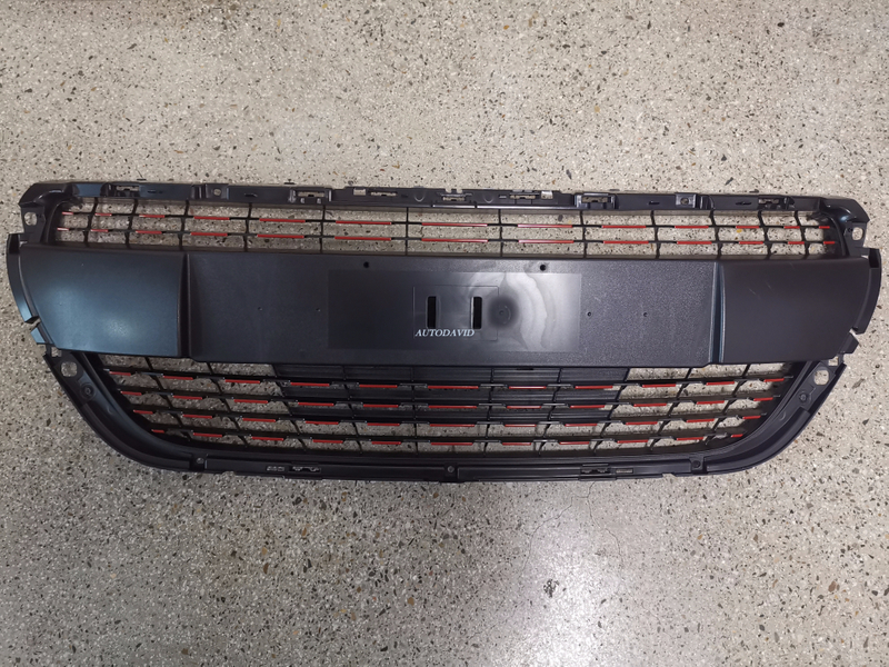 FRONT GRILLE UPPER LIGHT RED PEUGEOT 208 2016 OEM:9810920180 DVD42-0701-19