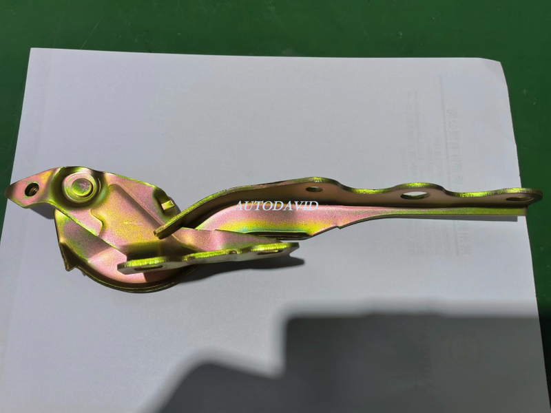 HOOD BRACKET PG301 2013 OEM：LH 96747 97280 /RH 96747 97180 DVD09-1605