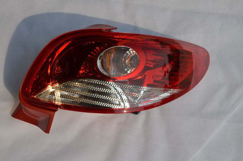 TAIL LAMP COMPLETE PEUGEOT 207/206+ 2008 OEM：LHFX/RH DVD14-0301