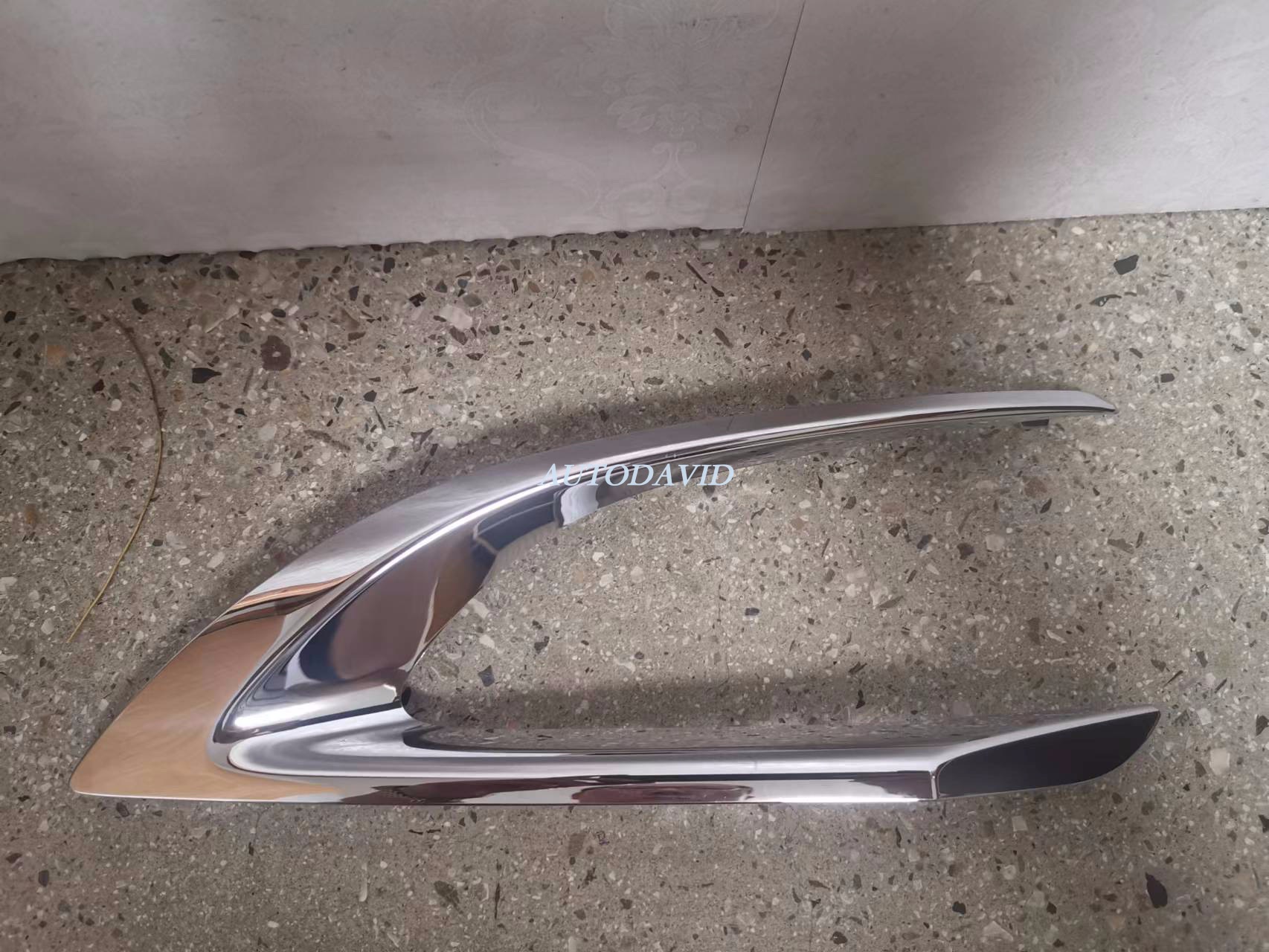 FOG LAMP CASE COMPLETE PEUGEOT 4008 2017 CHINA(P84)/PEUGEOT 3008 5008 2017 ABROAD OEM:LH 9815692677/RH 9815692777 DVD39-0701-17