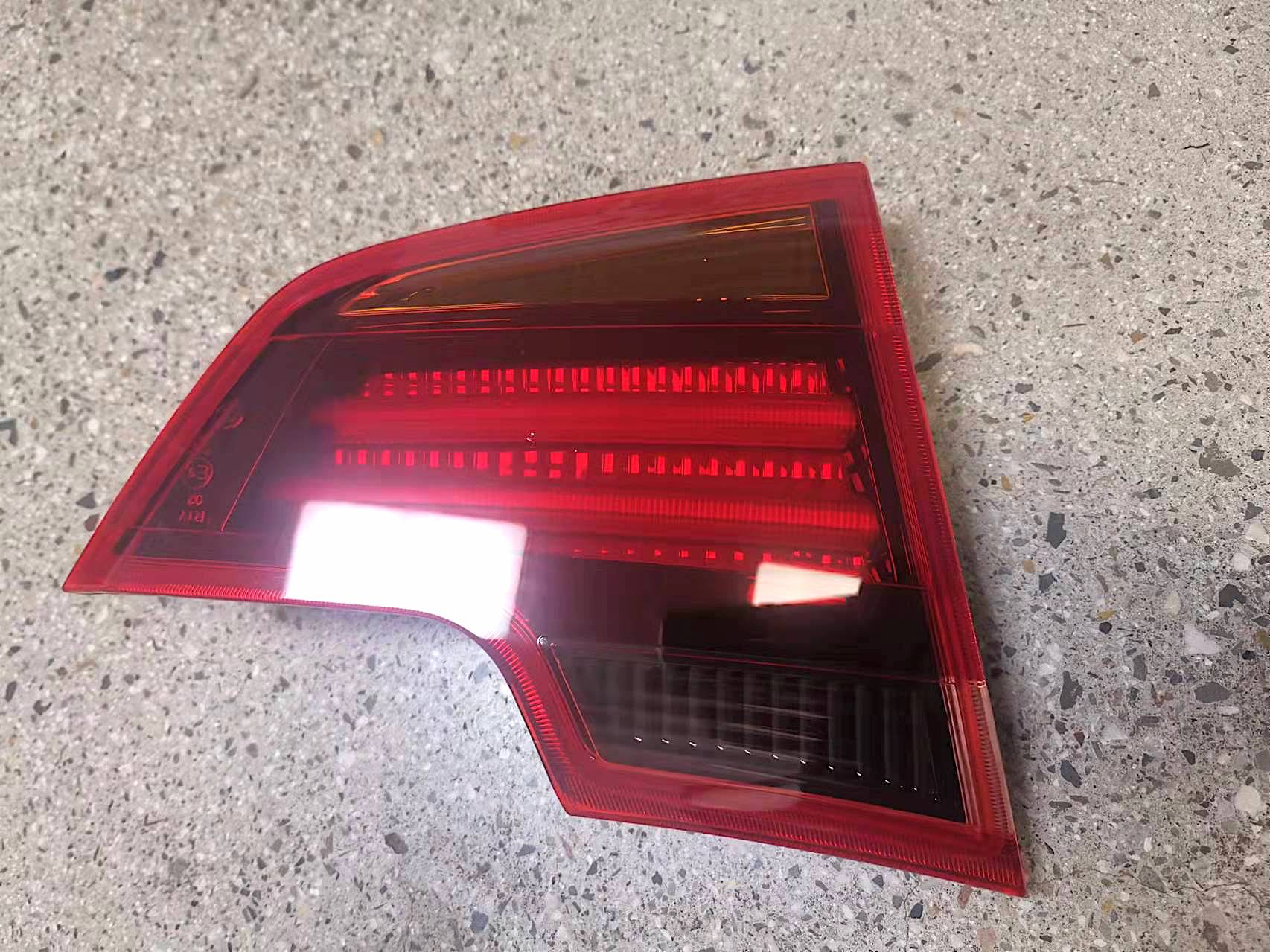 TAIL LAMP INNER COMPLETE DFPV E70 2017 F15 eEV BEV OEM：LH B016023 /RH B016023（后尾灯总成 外，适用：东风风神E70 ，2021年产）DVD17-0308