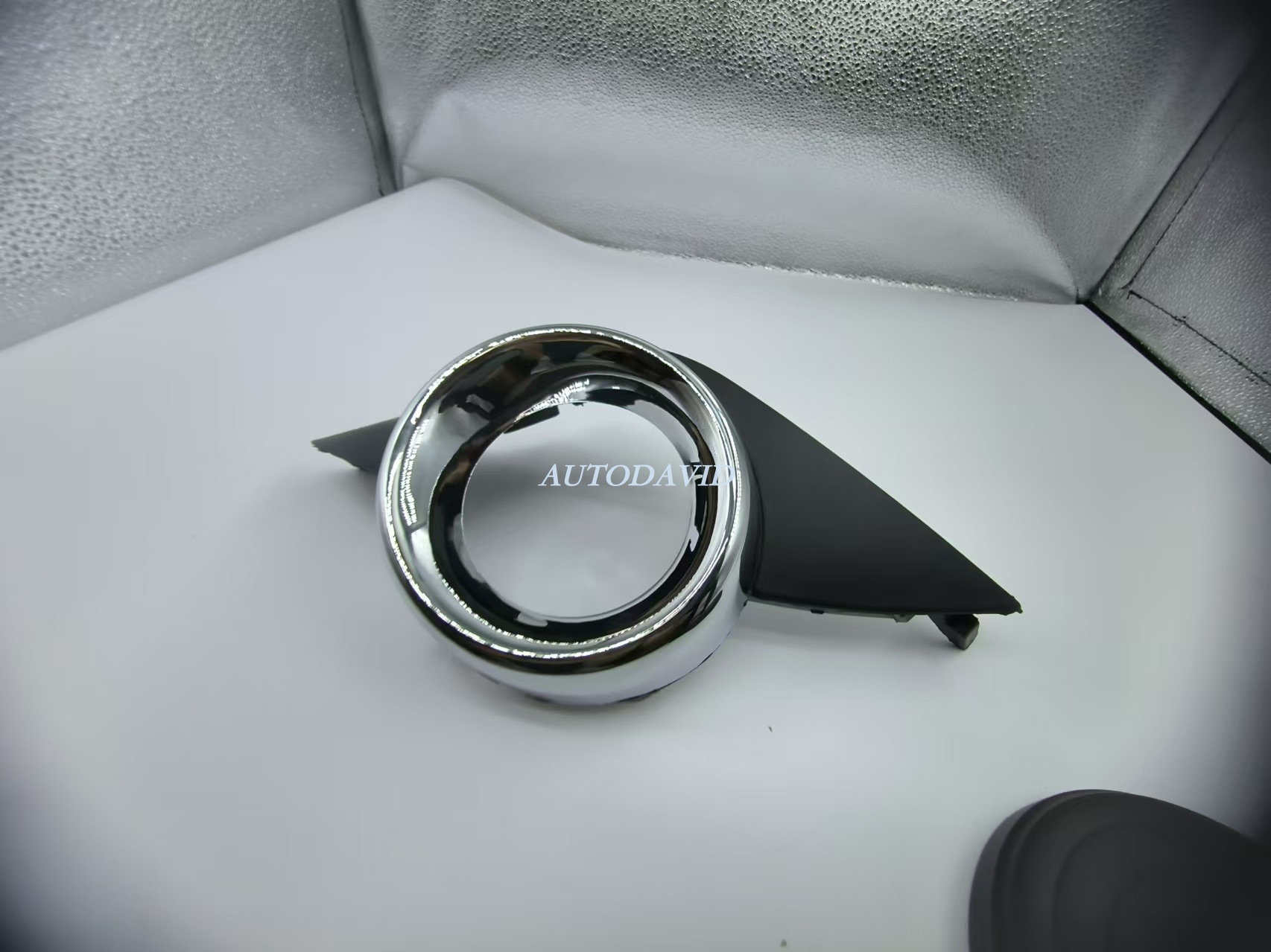 FOG LAMP CASE COMPLETE CHROMED PEUGEOT 207 2004 OEM：LH 7452HX/RH 7452HW DVD44-0701-02