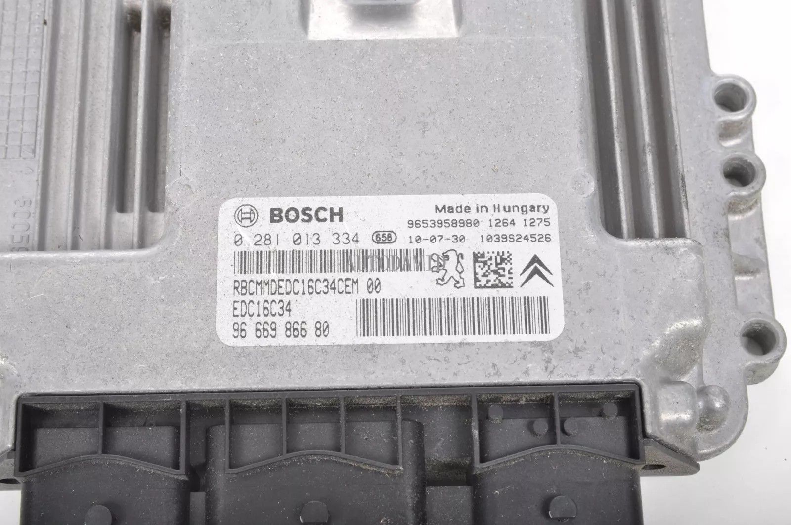 Engine control unit (ECU) for Peugeot 3008 1.6 HDi,2011- OEM: 9666986680 HS03-031-023
