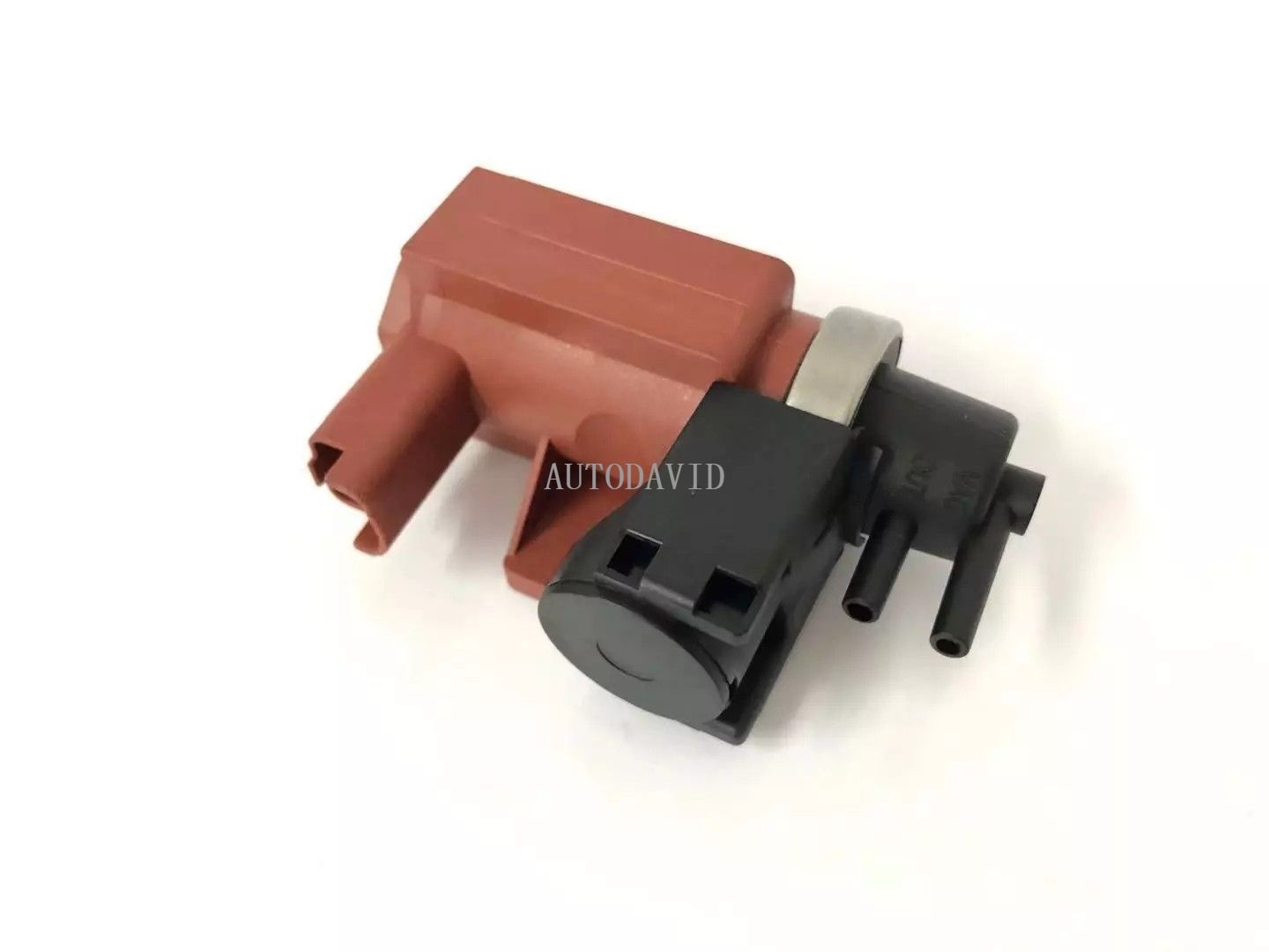 Turbo Pressure Solenoid Valve For Peugeot 307 407 2.0, Citroen C4/C5 2.0. OEM: 9650098380 9654286980 9654282880 30650769 161842=1618C9 HS03-033-016