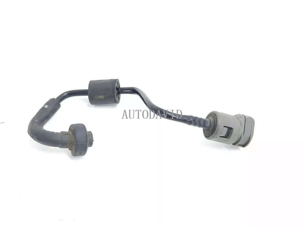 Fuel Line Pipe Control Vacuum Pipe For Peugeot 5008 P87 1.2T OEM: 9804306280 HS02-023-056