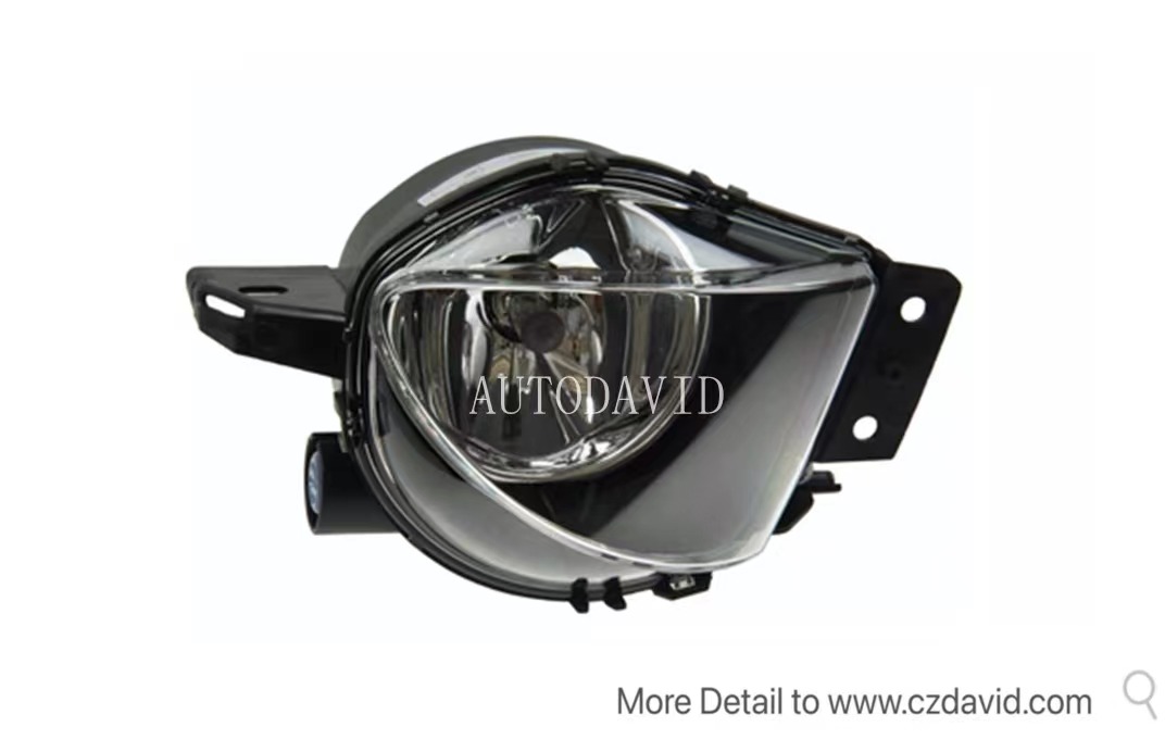FOG LAMP WITHOUT BULB BMW 3 SERIS E91 E90 328i 328Xi 325i 2005-2008 OEM：LH 63176948373/RH 63176948374