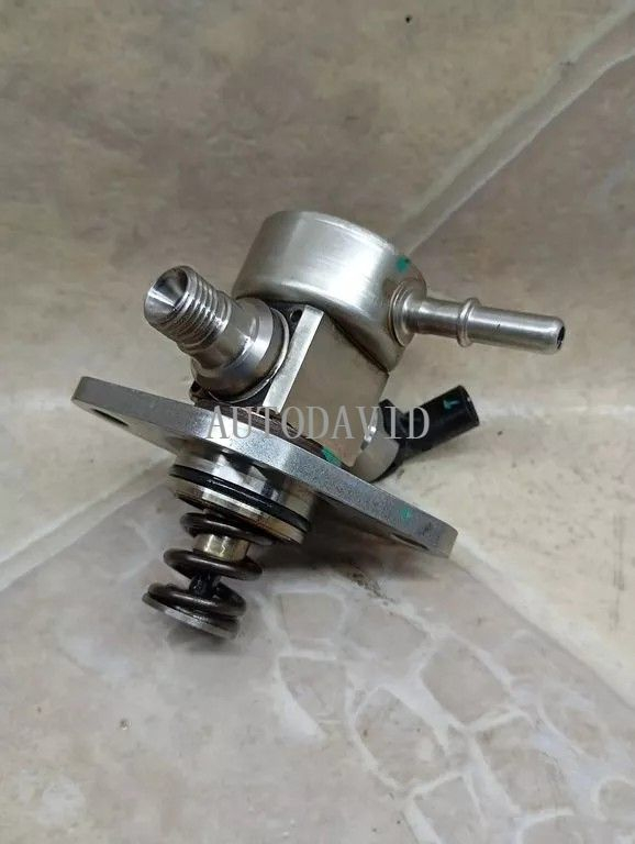 High Pressure Fuel Pump for peugeot 408 308S Citroen C4 DS3 High pressure fuel pump 1.2T OEM: 9807550080 28377613, 9807550080, 4023910 3639868 9805614880 9819061280 28253039 03639868 28377613 HS03-032