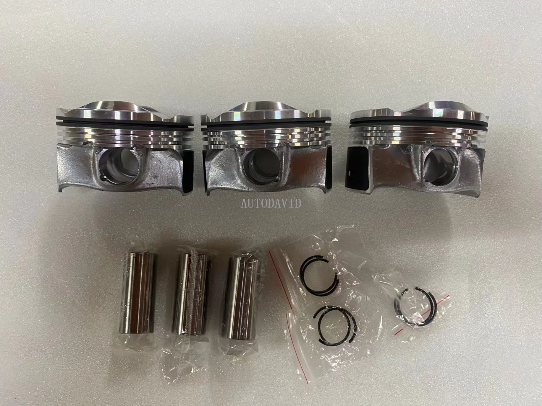 Piston fur Peugeot 1,2T 2008 308 308S 408 Citroen C4 DS4 STD OEM: 1613188280 HS01-010-014