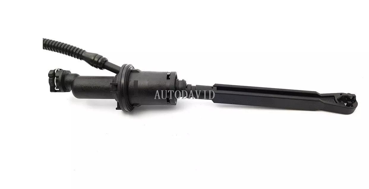 Master Cylinder, clutch For Peugeot 307 308 T7 RCZ ,Citroen C4 OEM: 9637030880, 218215, 218221, 218291, 9673766180, 9681686880 HS20-200-021