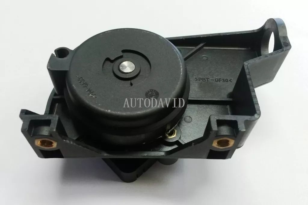 Throttle Position Sensor For Citroen Berlingo C5 Evasion Jumpy Xantia 2.0 HDi. Peugeot 206 306 307 405 406 607 OEM: 1920AK 19209W 9639779180 9643365680 HS02-027-063
