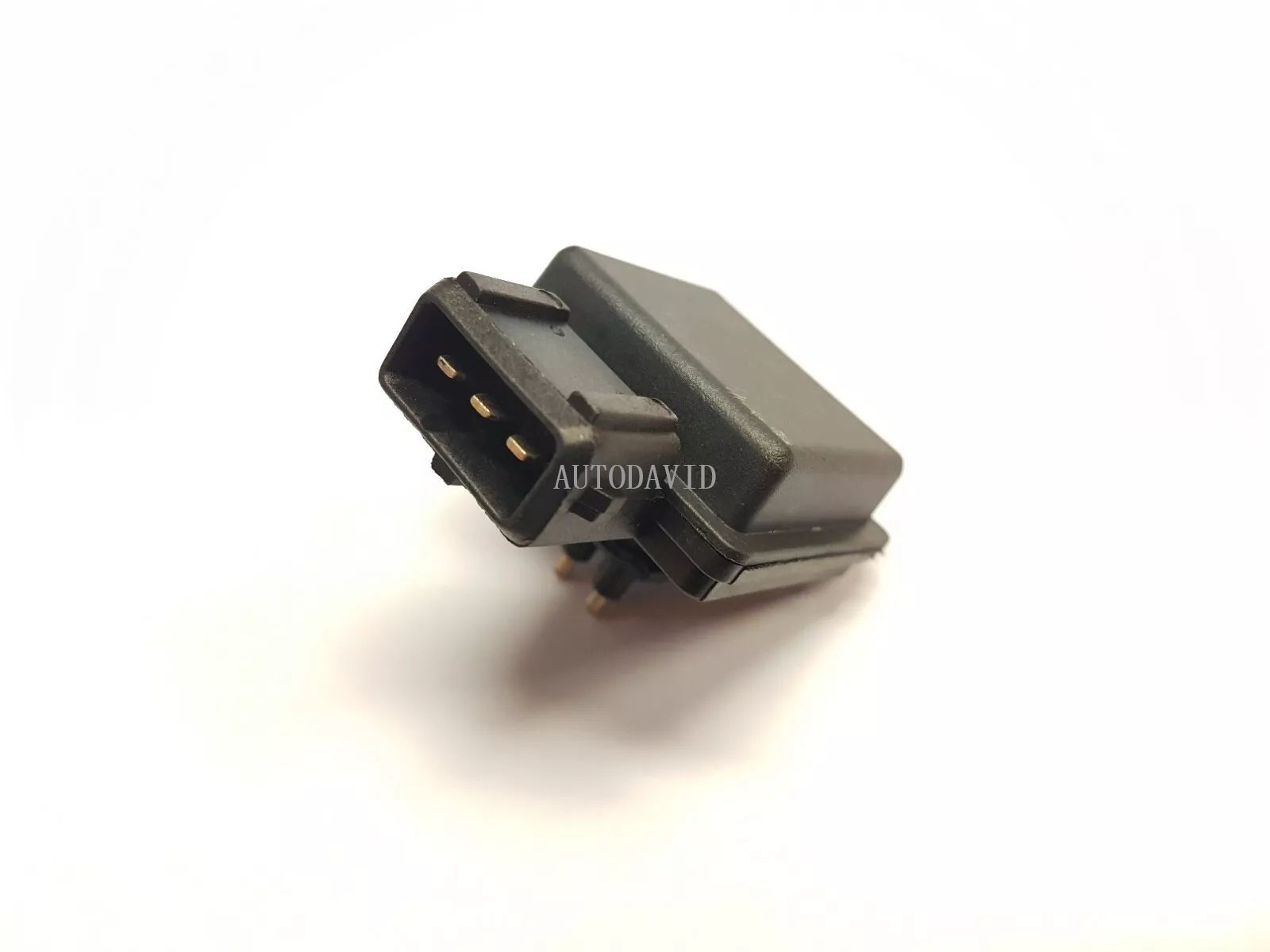 Coolant Expansion Tank Bottle Fluid Level Sensor For Citroen Peugeot 3PIN,Shor OEM: 1306J0 1306CE 1306E9 9646901580 9609955680 HS02-027-066