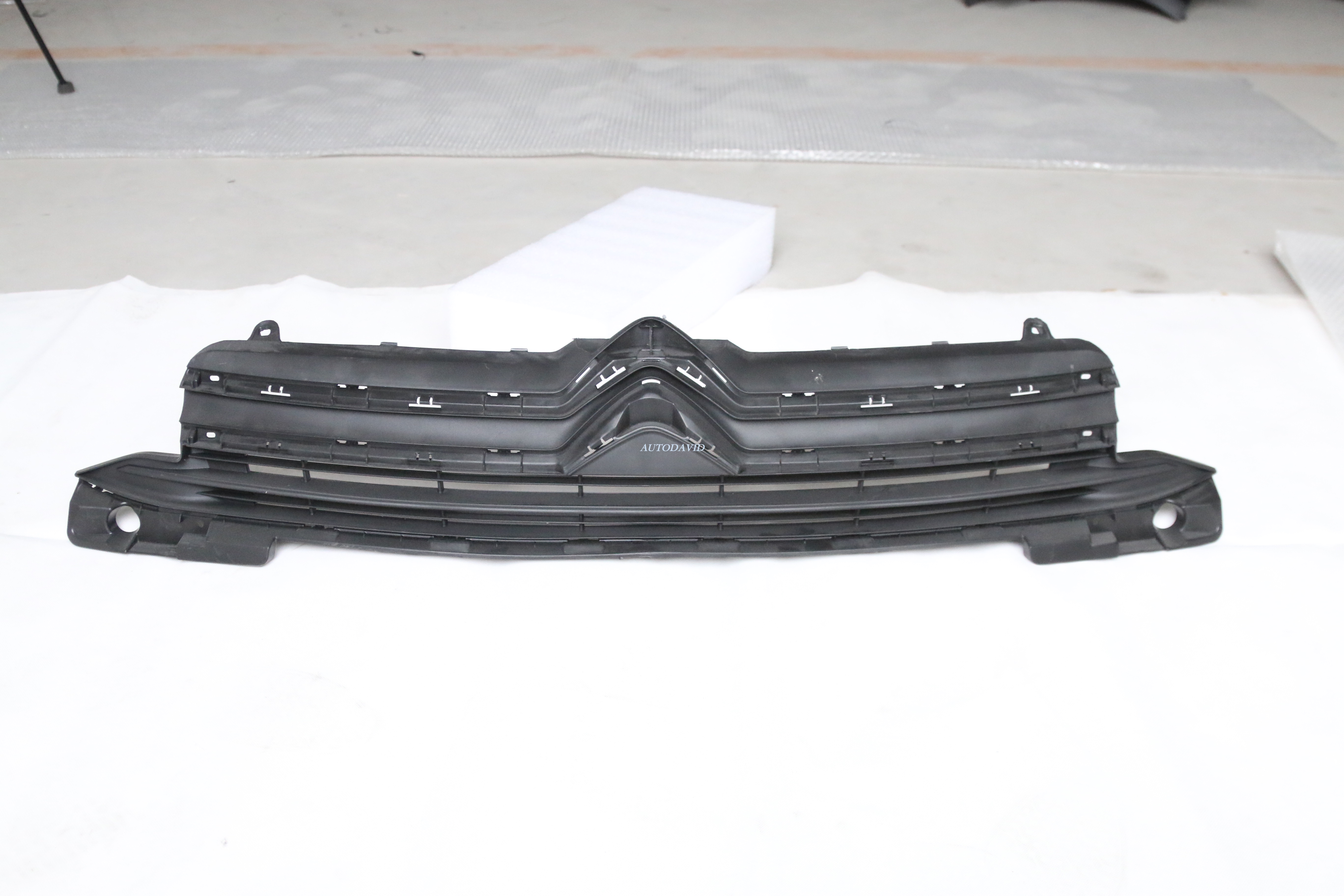 FRONT GRILLE COMPLETE CITRON ELYSEE 2017 M43R OEM: DVD31-0701-04