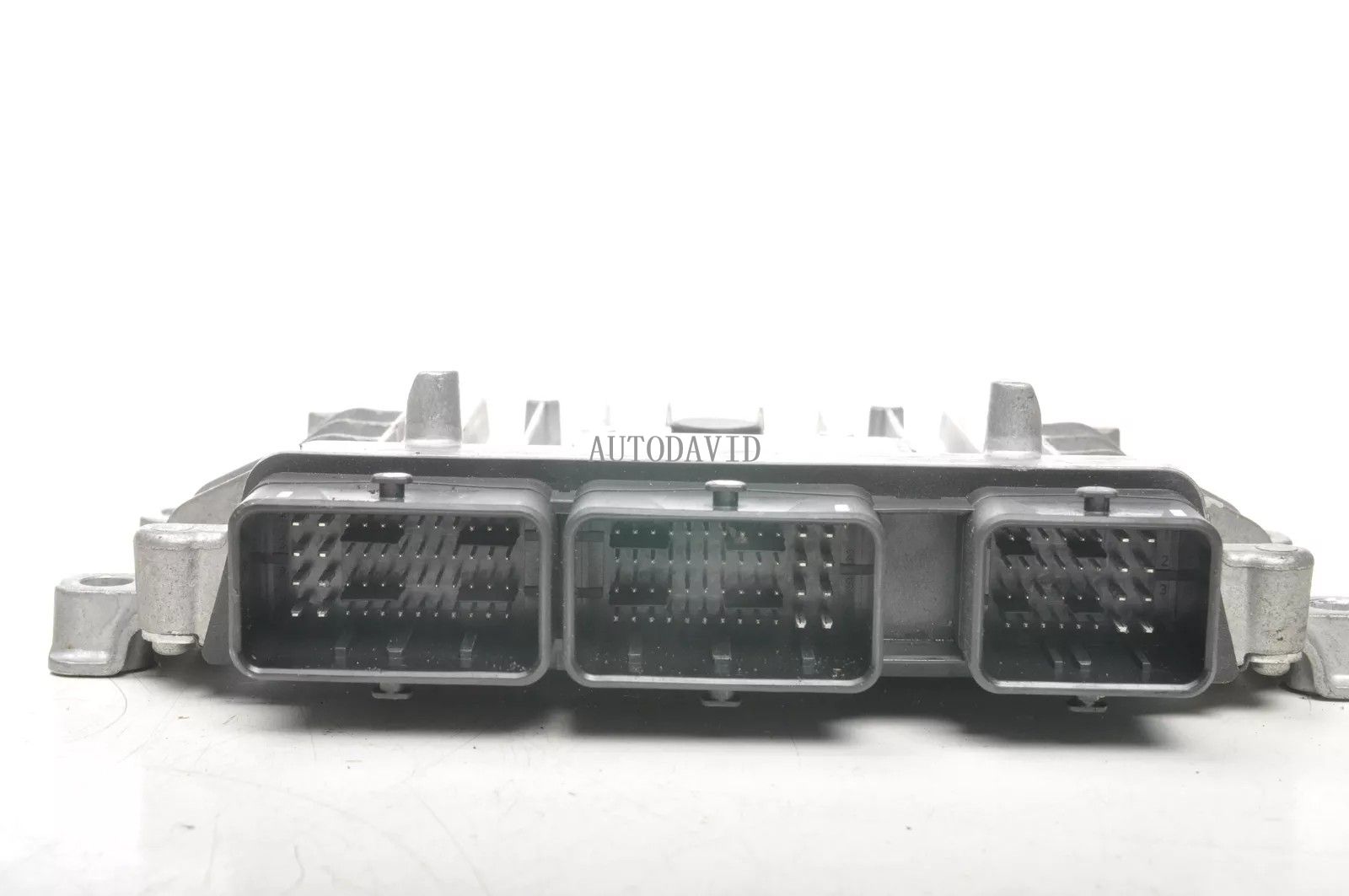 Engine control unit (ECU) for CITROEN C5 III 2.0 HDi OEM: 9665843380 HS03-031-028