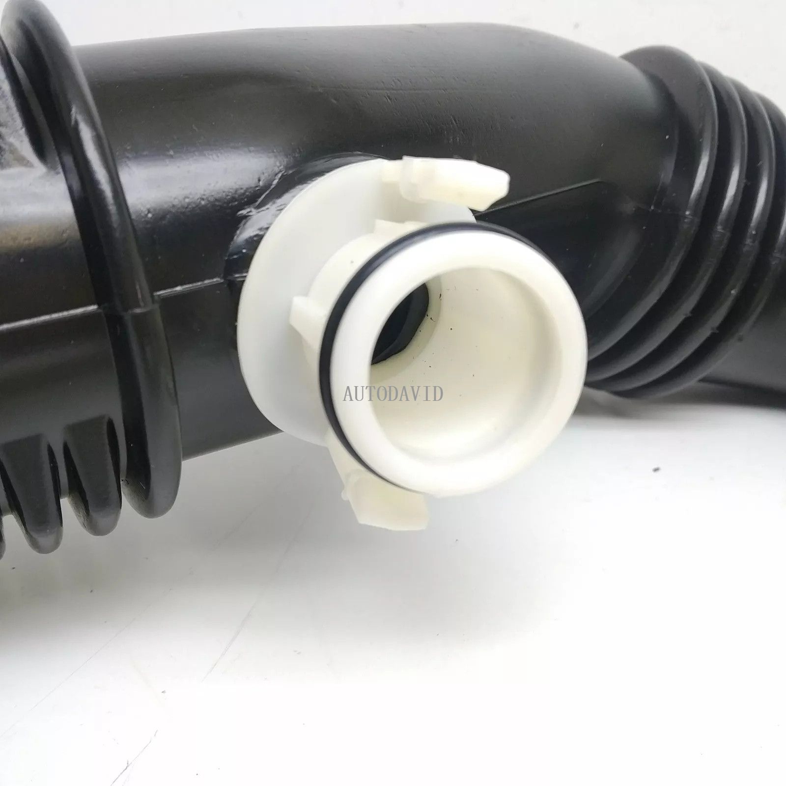 Air Intake Turbo Hose For PEUGEOT 206 207 308 Citroen C2 C5 OEM: 9687883680 13717798147 1434E1 1434E2 9656953680 HS02-023-061