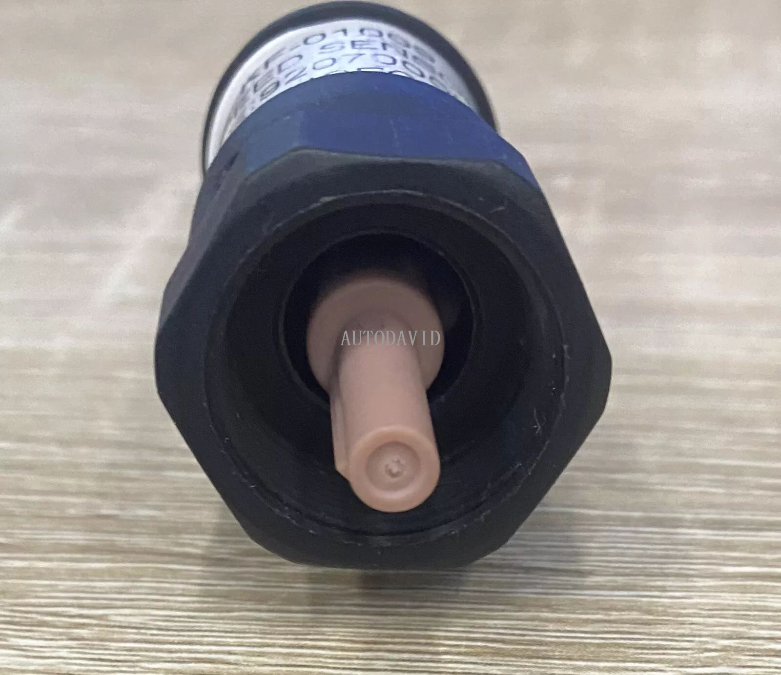 Odometer Sensor For Peugeot 2008 206 207 3008 406 OEM: 9420237520 920700501 94202372520 HS02-027-057