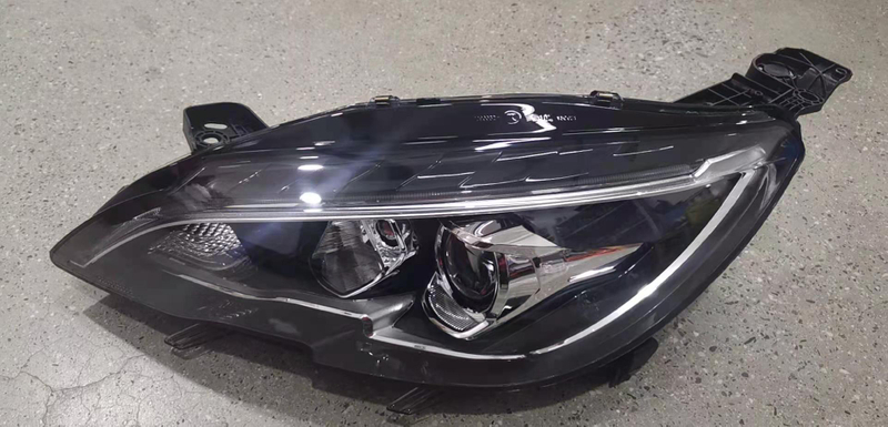 HEAD LAMP COMPLETE LED AND TRIM PEUGEOT 308 TX9 2016 OEM：LH YL00180280/RH YL00180180 DVD22-0201