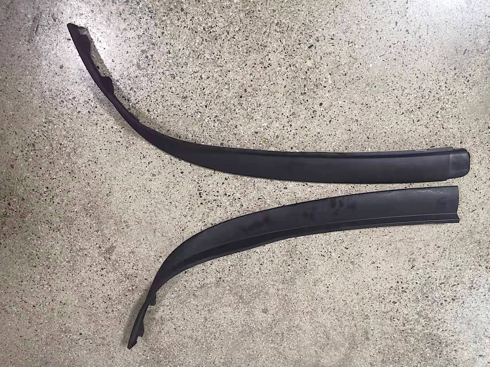 FRONT BUMPER SPOILER LH/RH PEUGEOT 207 2004 OEM:7414YT DVD44-0701-05