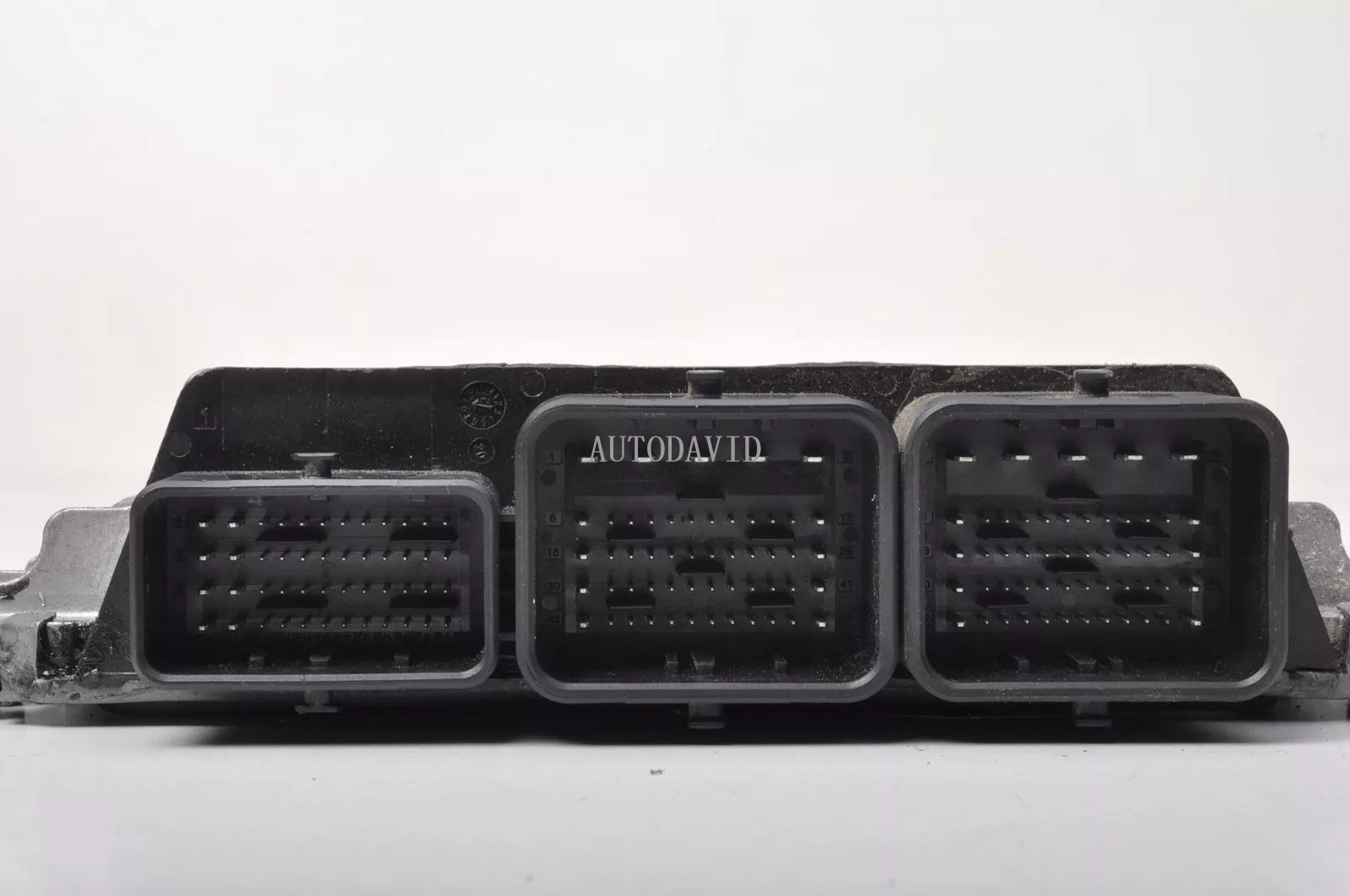 Engine control unit (ECU) for Citroen DS3 2016-2018 OEM: 9800268980 HS03-031-021