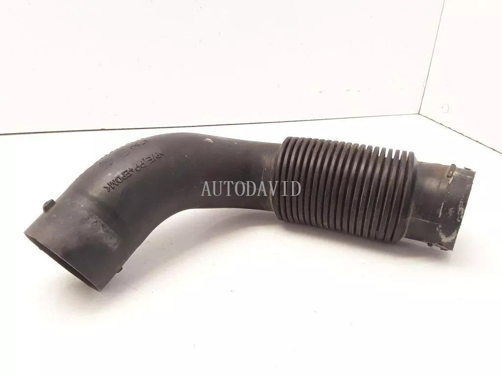 Air Intake Turbo Hose For PEUGEOT 206 207 308 Citroen C2 C5 OEM: 9647392480 143451 HS02-023-066