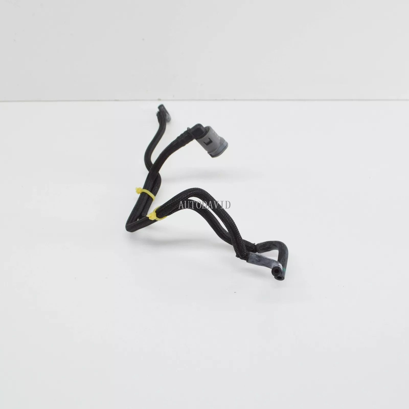 Fuel Line Pipe Control Vacuum Pipe For Peugeot 5008 P87 1.2T OEM: 9822341180 HS02-023-055