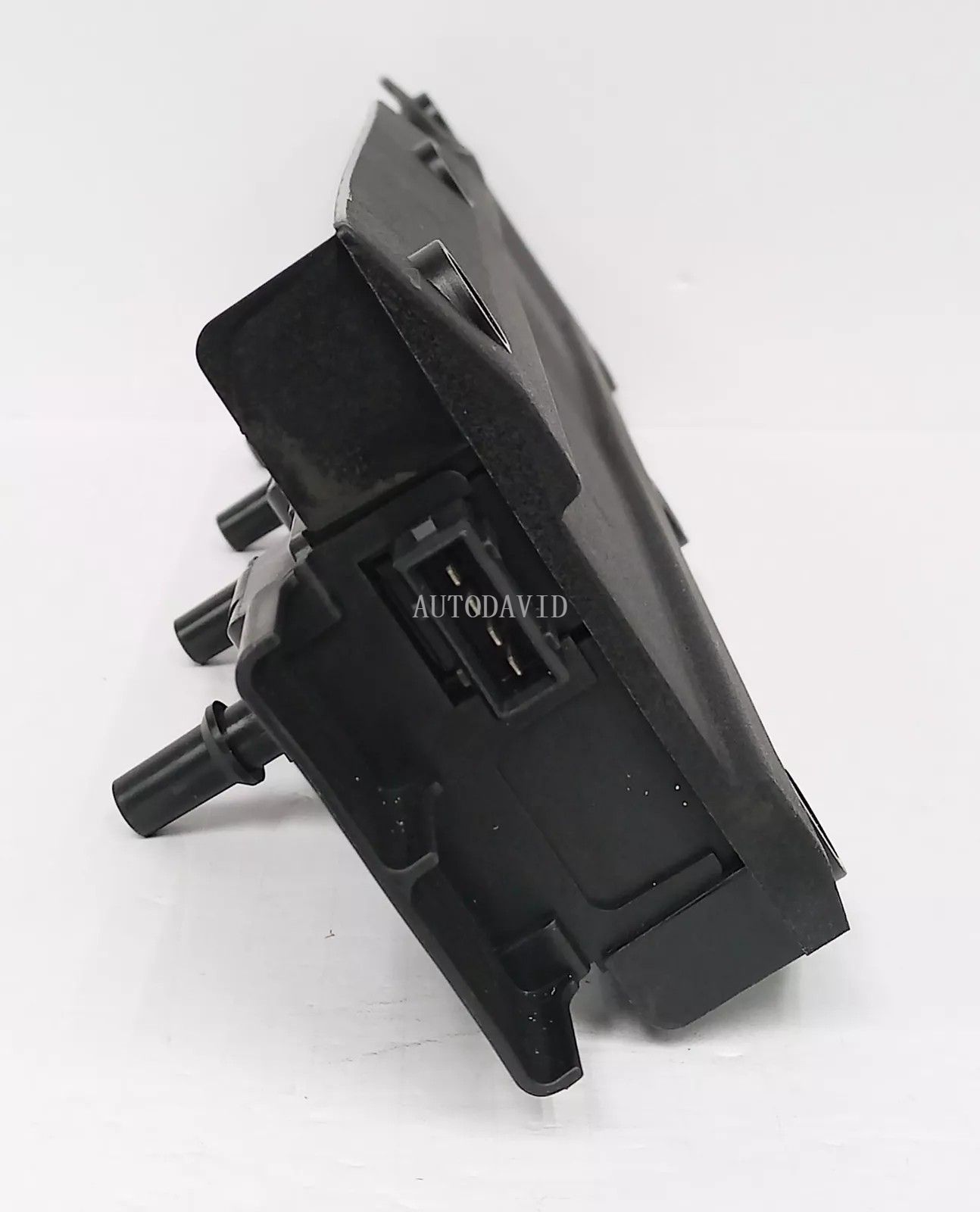 Ignition Coil for Peugeot For Peugeot 406 306 605(XU10J4R) OEM :597051 5970A7 96211048 HS01-040-010