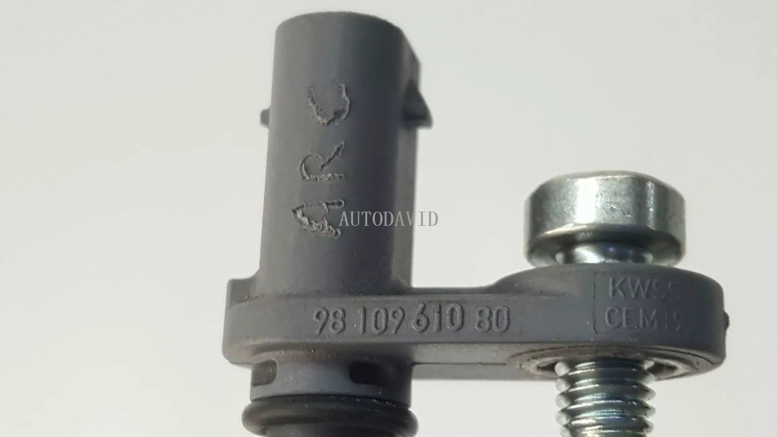 Rear ABS Speed Sensor NEW For Peugeot 308 3008 5008,Citroen C4 OEM: 9810961080 HS02-027-008