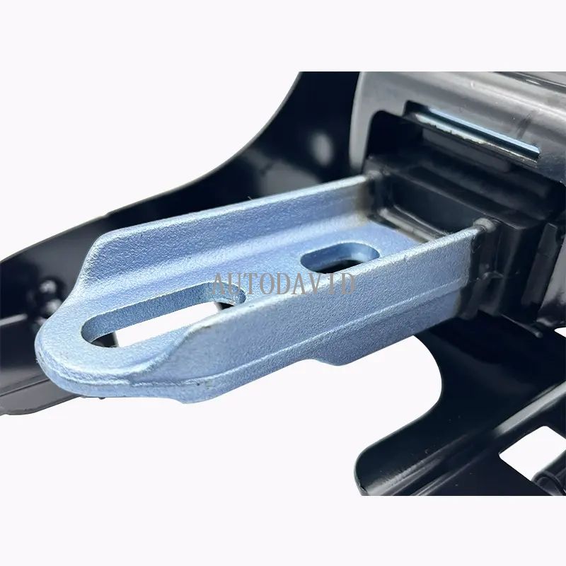 Engine Mount Mounting For Peugeot 301 208 2008 For CitroenC3 C-Elysee DS3 OEM : 1813L6 1813L2 1813N5 9802318980 9806658980 9676570880 HS01-015-013