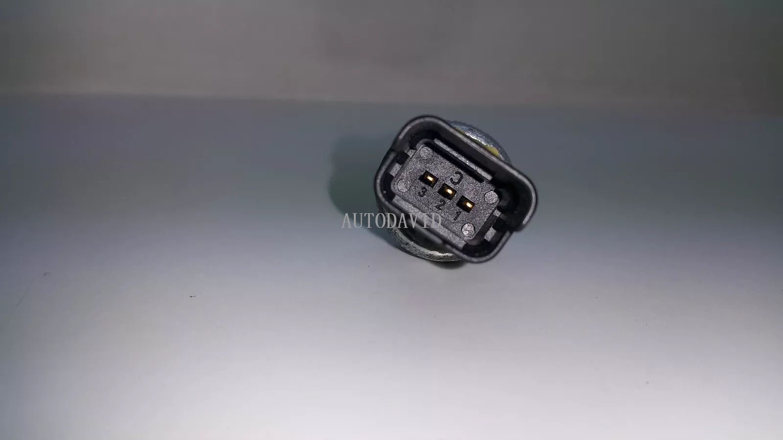 Air Conditioning Presure Sensor Switch For Peugeot 206 207 307 308 407 607 807 OEM: 6455Z3 9647971280 9678362280 HS02-027-051