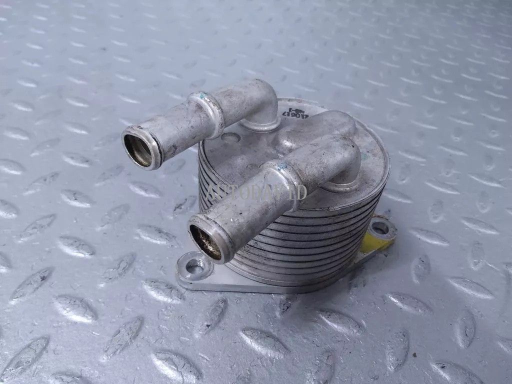 Oil Cooler for peugeot 208 308 5008 208 3008.citroenC3/4 DS3/4 OEM: 9827747580,3648065 HS30-300-014