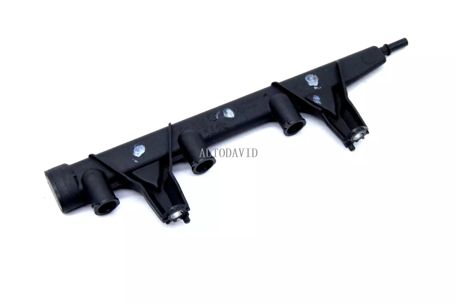 Fuel Injector Rail For Peugeot 2008 208,Citroen C3 1.2 12-18 OEM: 9676020480 HS02-023-004