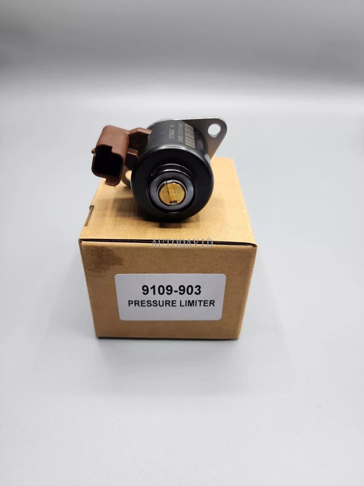 Fuel Pump Regulator Metering Pressure Control Valve Citroen C3 Peugeot OEM: 9307Z523B 9307Z509B/9307Z532A/7701206905/9307Z501C/9042Z013A HS03-033-009