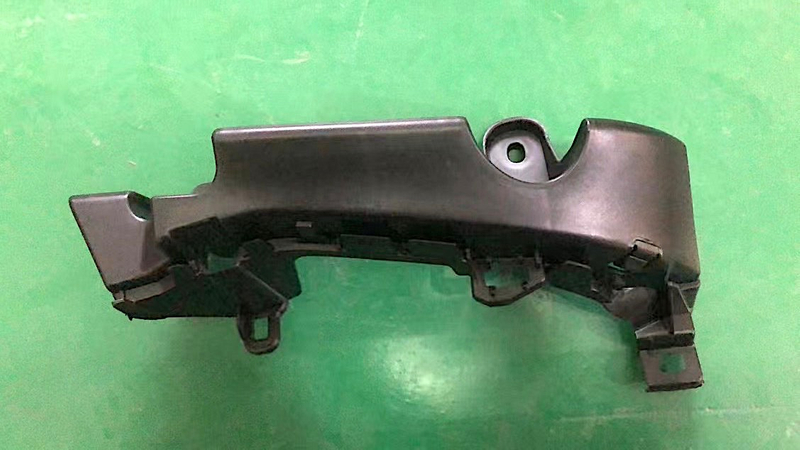 TAIL LAMP SUPPORT PEUGEOT301 M33 2013 OEM：1608729480 DVD09-0801-03