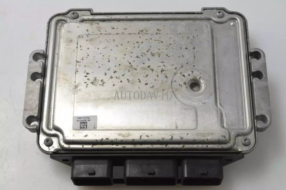 Engine control unit (ECU) for CITROEN C5 2006 1.6 D OEM: 9658945380 0281011561 HS03-031-030