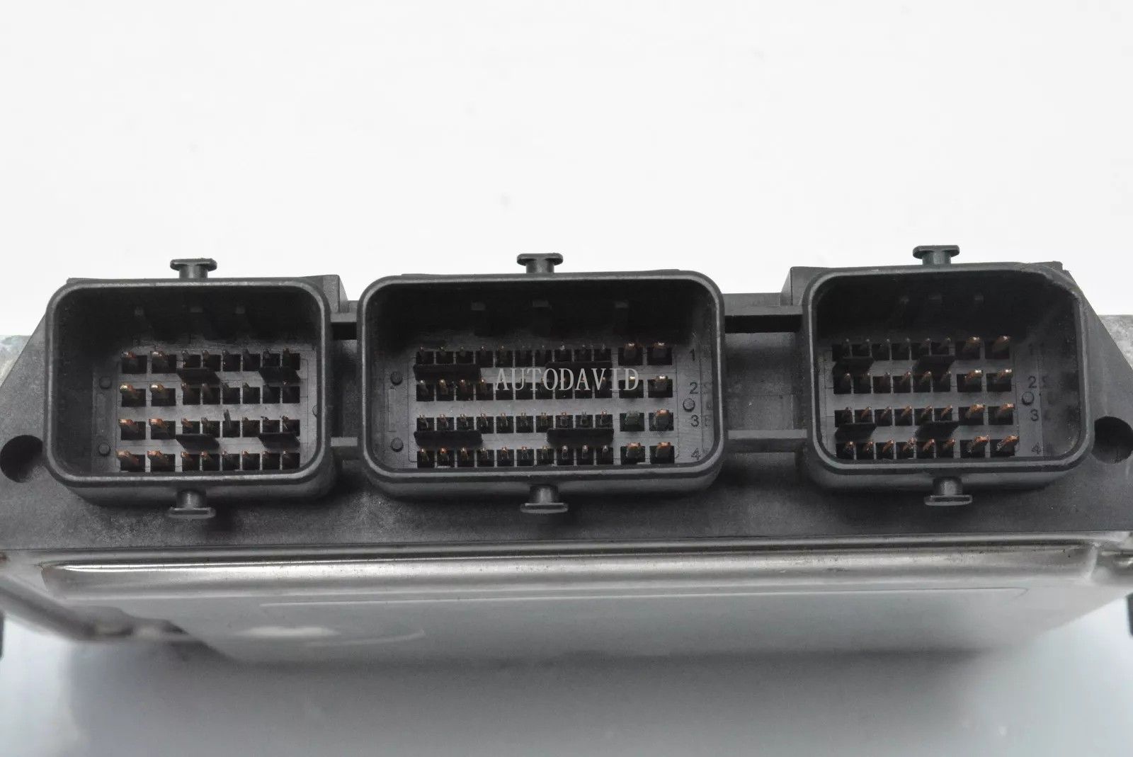Engine control unit (ECU) for Peugeot 307 2005 1.6 HDI,Petrol OEM: 9660324180 0281011634 HS03-031-034