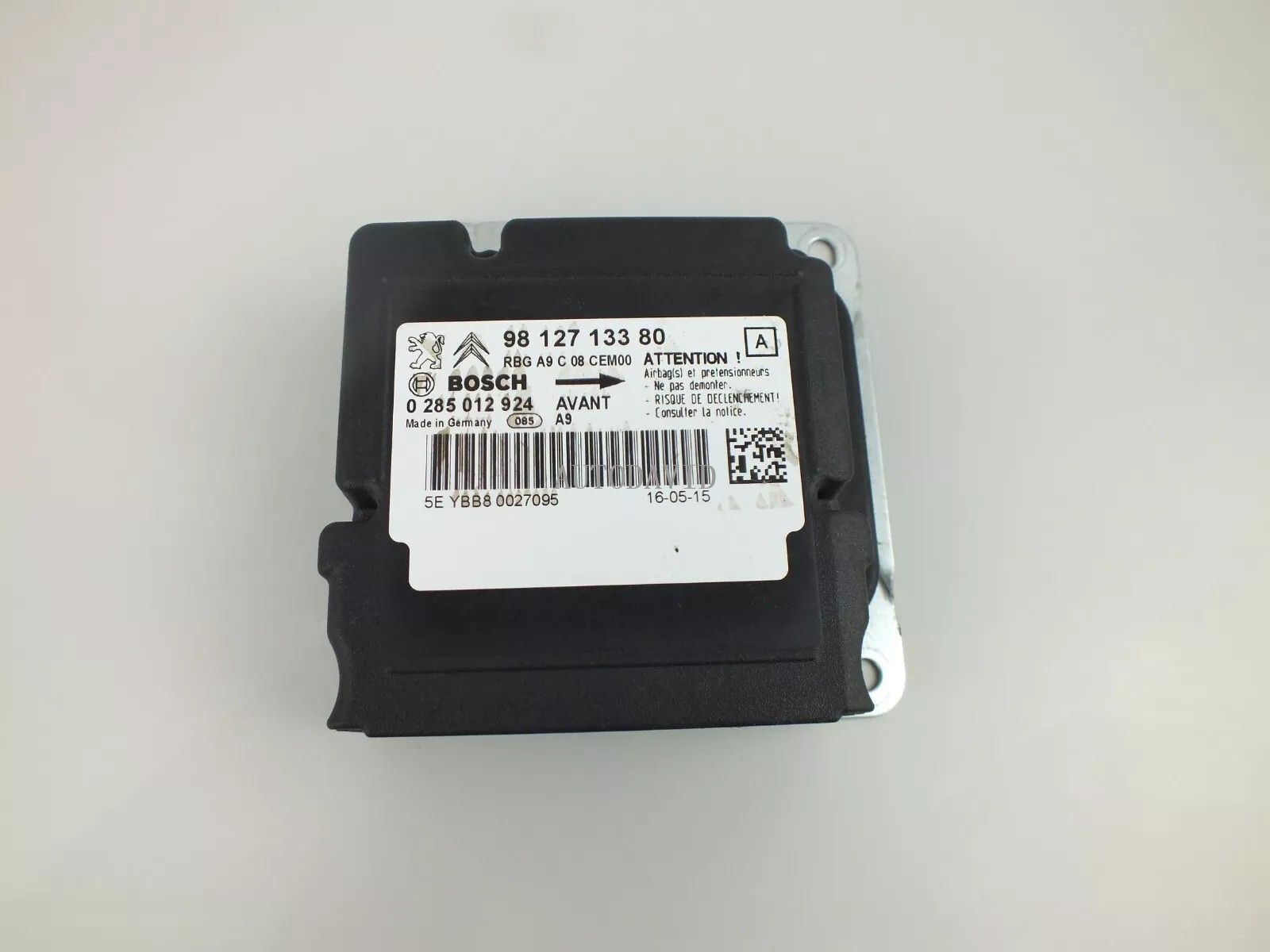Control Unit / Module for Peugeot 208 2013-2016 OEM: 9812713380 HS03-031-008