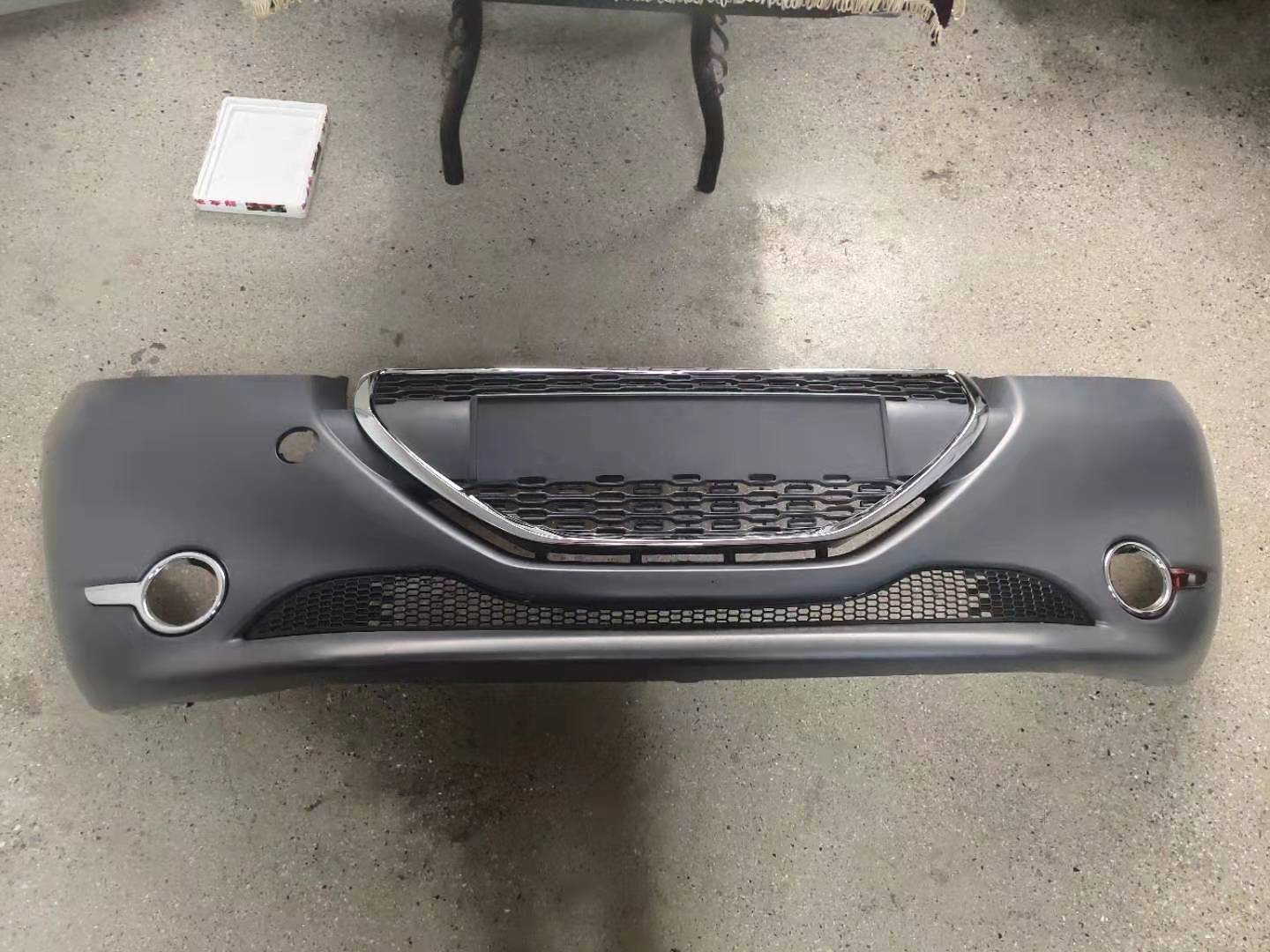 FRONT BUMPER COMPLETE PEUGEOT 208 2013 DVD41-0701