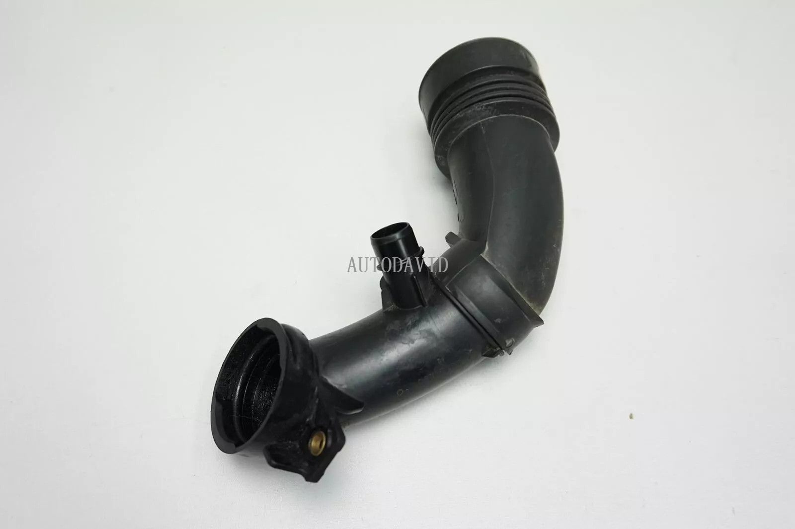 Air Intake Turbo Hose For PEUGEOT 308 207 2008 508 5008 Citroen C2 C5 OEM: 9683725080 1434F7 HS02-023-065