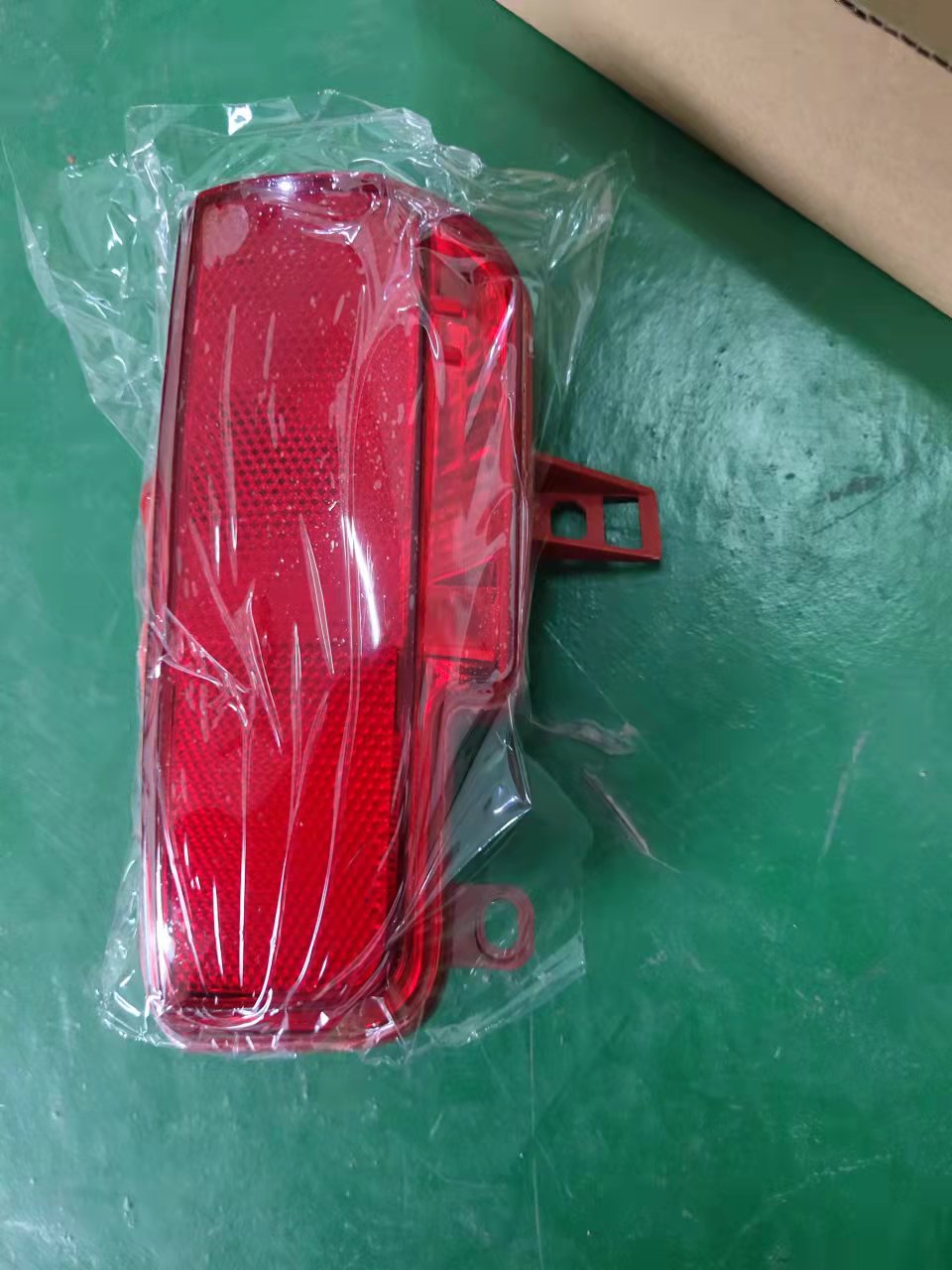REAR FOG LAMP RH PEUGEOT 206+/207 2008 OEM：6351GX DVD014-0504
