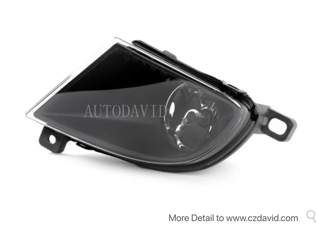 FOG LAMP WITHOUT BULB BMW 5 SERIES E60 E61 LCI 518 2008-2010 OEM：LH 63177177711/RH 63177177712