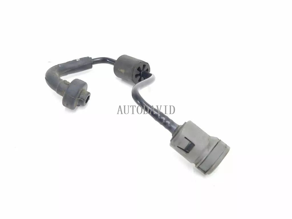 Fuel Line Pipe Control Vacuum Pipe For Peugeot 5008 P87 1.2T OEM: 9804306280 HS02-023-056