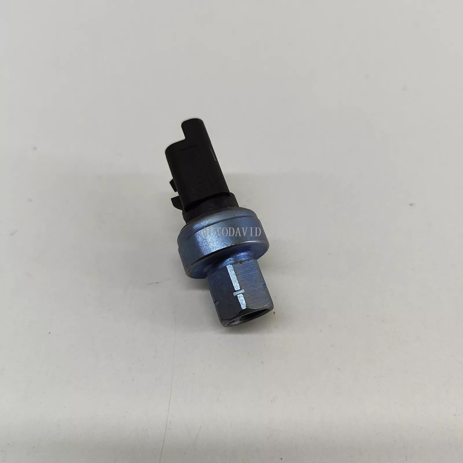 Air Conditioning Presure Sensor Switch For Citroen C3, 1.2i 2023,Peugeot 2008 3008 OEM: 6455CK 9673006380 9653027380 9833078680 82CP32-06 HS02-027-052