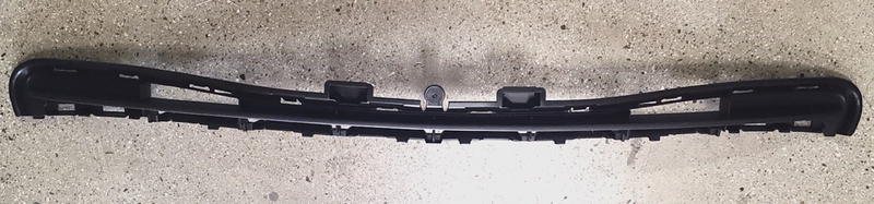 FRONT GRILLE UPPER PEUGEOT 207 2008 OEM：7422C0 DVD43-0701-04