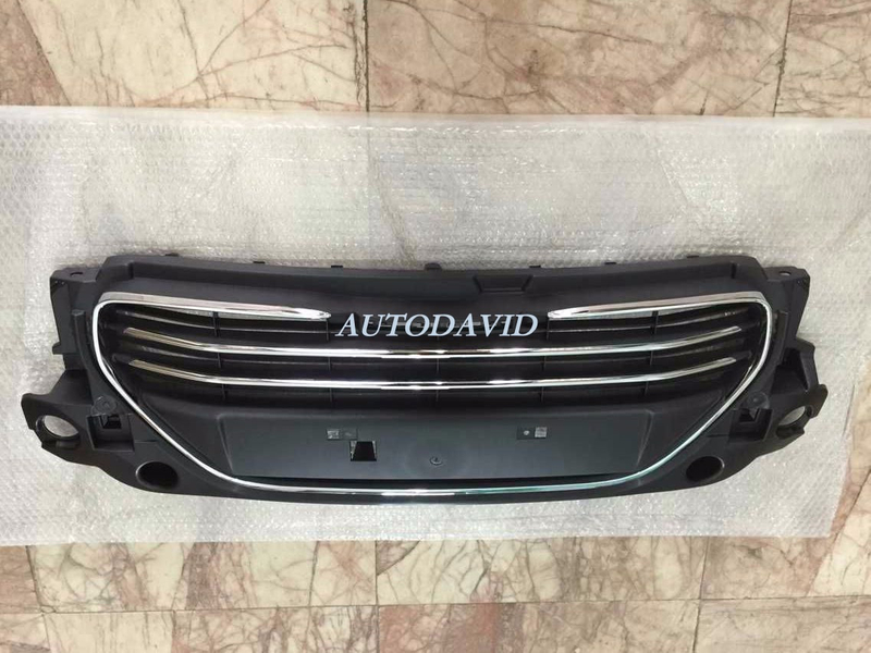FRONT GRILLE COMPLETE CHROMED PEUGEOT 301 M33 2013 OEM：9676946780 DVD09-0701-05
