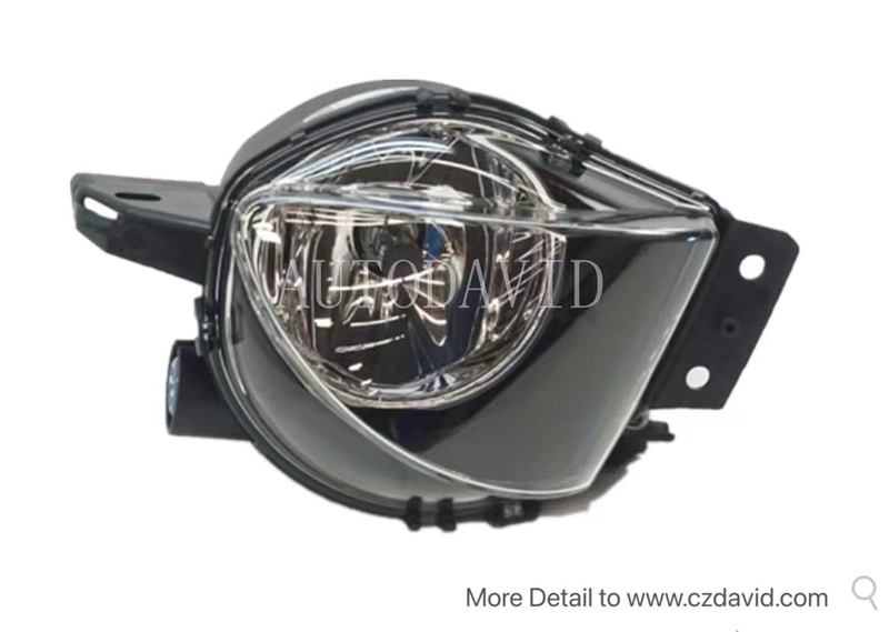 FOG LAMP WITHOUT BULB BMW 3 SERIS E91 E90 328i 328Xi 325i 2005-2008 OEM：LH 63176948373/RH 63176948374