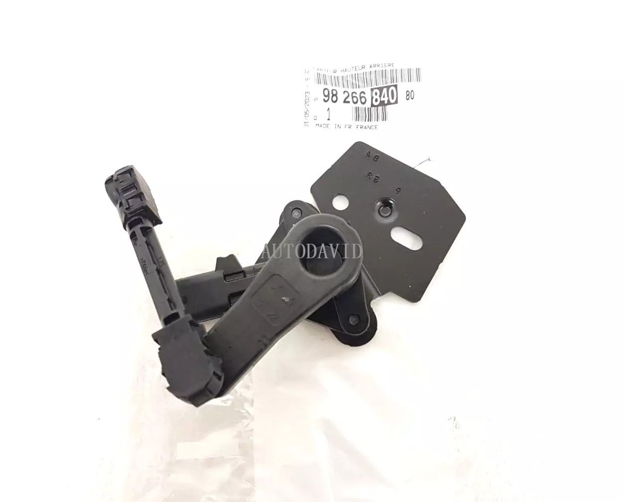 Headklght Height Level Sensor Rear For Peugeot 308 2013- OEM: 9826684080 HS02-027-094